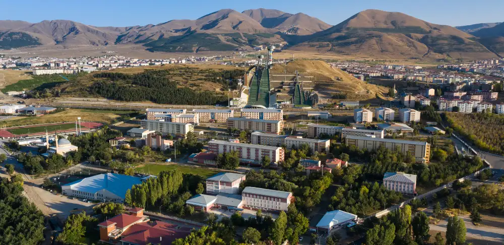 امکانات آموزشی، پژوهشی و فرهنگی در دانشگاه اتاتورک