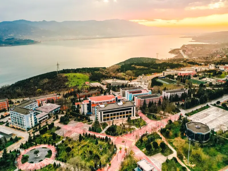 تحصیل در شهر ساکاریا